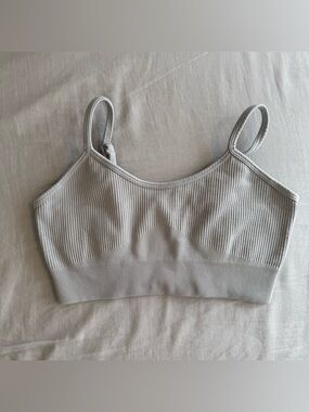 OQQ Ribbed Seamless Bralette in Light Blue-Gray
